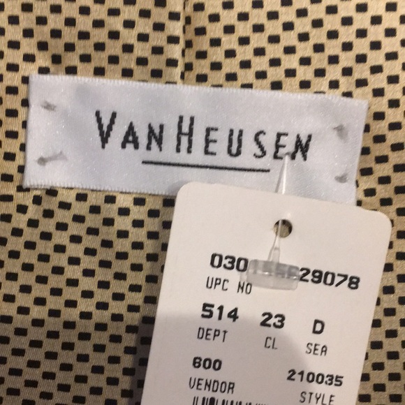 Van heusen tie - Picture 3 of 3